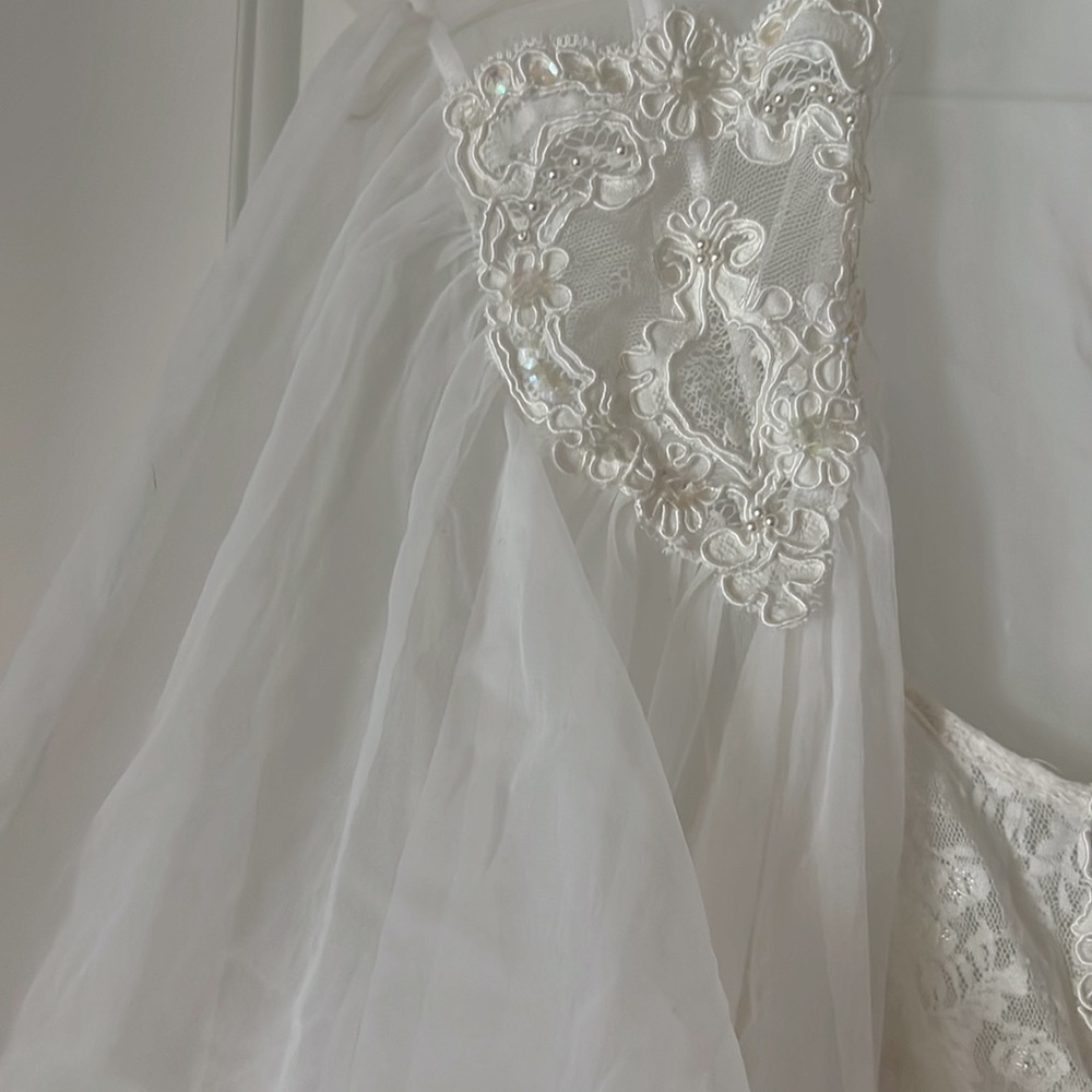 Negligee with Robe - Picture 7 of 9
